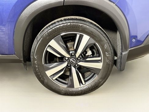 Used 2023 Nissan Rogue Platinum w/ Platinum Premium Package AWD/4WD image 26