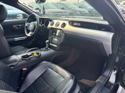 Used 2015 Ford Mustang GT Premium RWD image 23