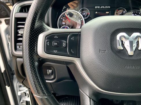Used 2023 RAM 2500 Tradesman w/ Chrome Appearance Group AWD/4WD image 18
