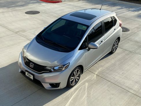 Used 2016 Honda Fit EX image 12