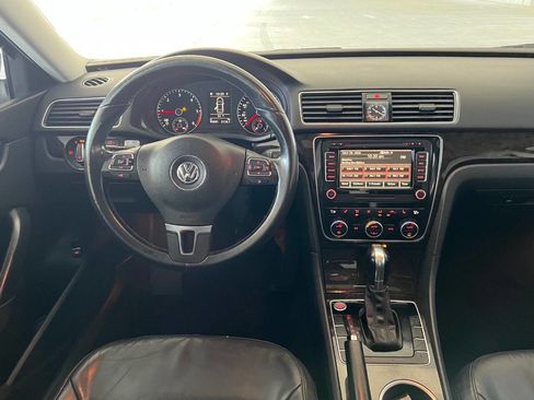 Used 2014 Volkswagen Passat TDI SEL Premium FWD image 10