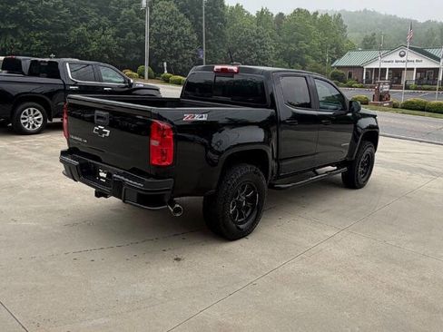 Used 2017 Chevrolet Colorado Z71 AWD/4WD image 7