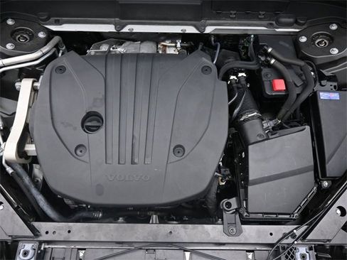 Used 2022 Volvo XC60 B5 Inscription w/ Protection Package Premier image 35
