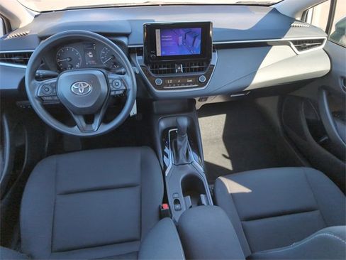 Used 2024 Toyota Corolla LE image 28