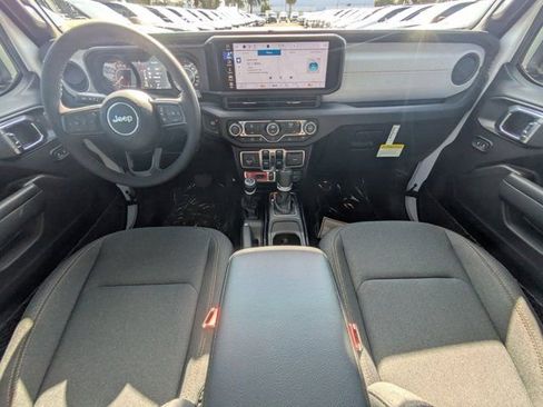 New 2026 Jeep Gladiator Willys image 13