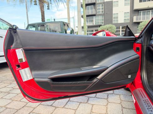 Used 2015 Ferrari 458 Spider RWD image 35