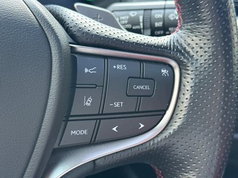 Used 2019 Lexus UX 200 F Sport image 27