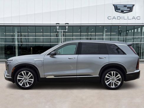 New 2026 Cadillac Vistiq Luxury AWD/4WD image 3
