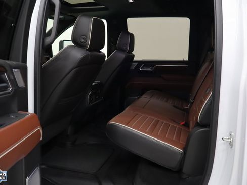 Used 2025 GMC Sierra 2500 Denali Ultimate image 27