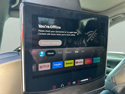 Certified 2023 Jeep Grand Cherokee L Overland w/ Rear Seat Video Group I AWD/4WD image 24