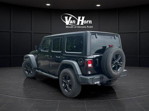 Used 2023 Jeep Wrangler Unlimited Sport AWD/4WD image 5
