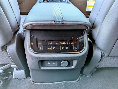 New 2026 Nissan Armada PRO-4X AWD/4WD image 29