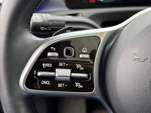 Used 2022 Mercedes-Benz CLA 250 4MATIC image 19