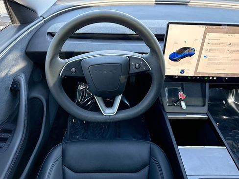 Used 2024 Tesla Model 3 Long Range AWD/4WD image 17