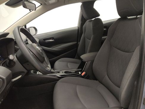 Used 2021 Toyota Corolla LE image 17