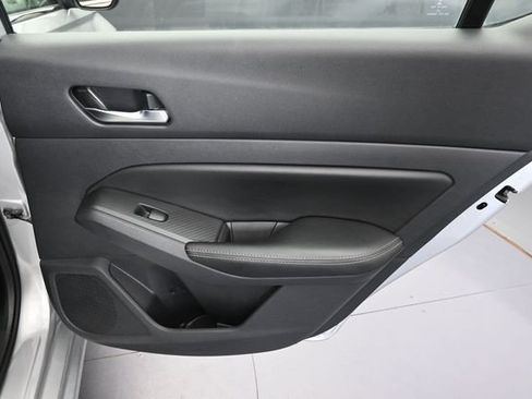 Used 2022 Nissan Altima 2.5 SV FWD image 30