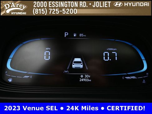Certified 2023 Hyundai Venue SEL image 9