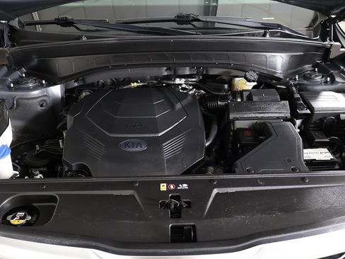 Used 2021 Kia Telluride EX w/ EX Premium Package image 24