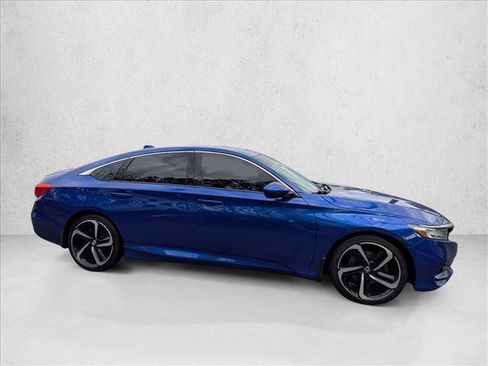 Used 2019 Honda Accord Sport image 4