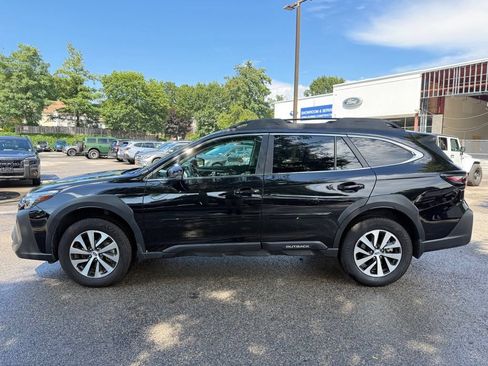 Certified 2025 Subaru Outback Premium AWD/4WD image 5