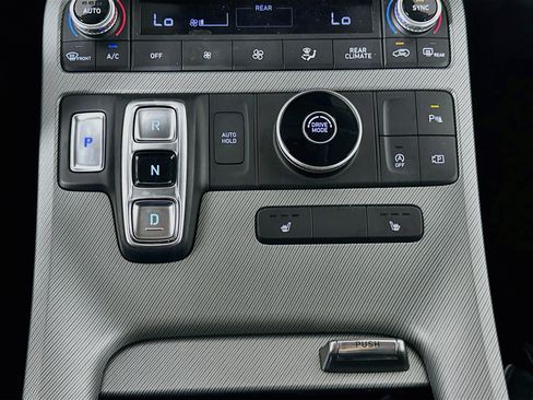 Used 2025 Hyundai Palisade SEL FWD image 25