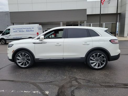 Certified 2023 Lincoln Nautilus Reserve w/ Equipment Group 202A AWD/4WD image 7