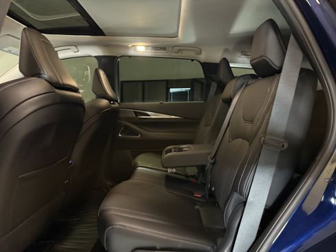 Certified 2026 INFINITI QX60 Luxe w/ Cargo Package FWD image 15