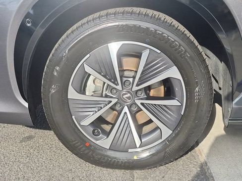 Used 2023 Lexus RZ 450e Premium w/ Technology Package AWD/4WD image 9