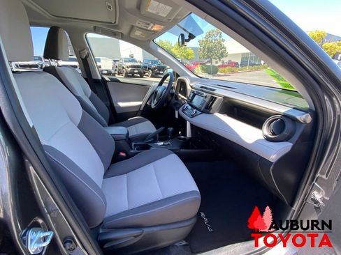 Used 2014 Toyota RAV4 XLE AWD/4WD image 14