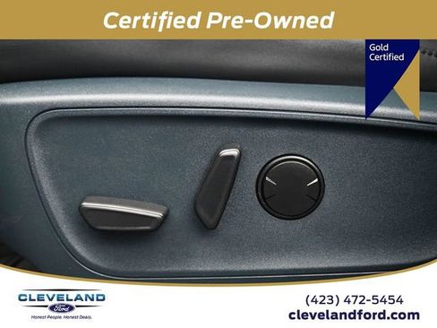 Certified 2024 Ford Maverick Lariat w/ Black Appearance Package image 11