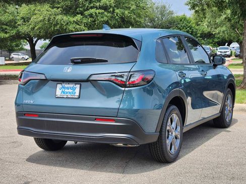 New 2026 Honda HR-V LX image 4