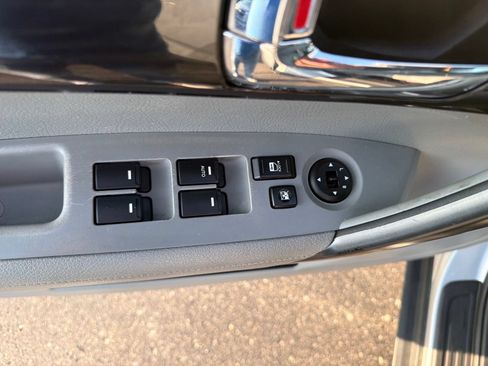 Used 2011 Kia Sorento LX AWD/4WD image 10