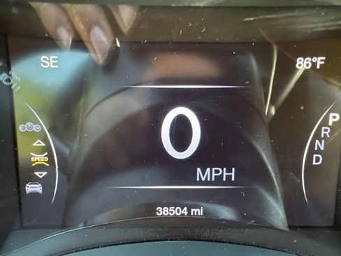Used 2021 Jeep Grand Cherokee Laredo X AWD/4WD image 13