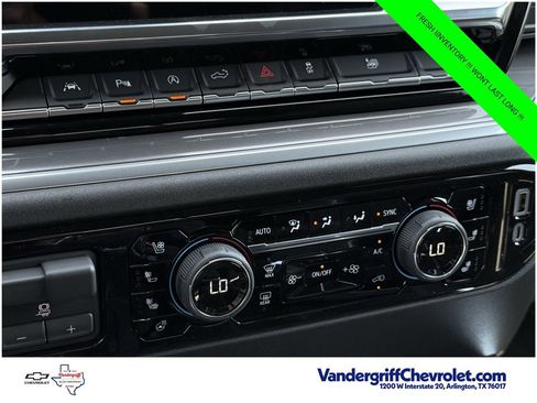 New 2026 Chevrolet Silverado 1500 High Country w/ Technology Package AWD/4WD image 17