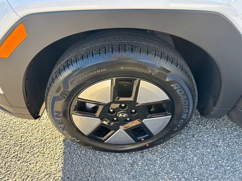 New 2026 Hyundai Santa Fe SE FWD image 22