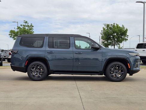 New 2026 Jeep Grand Wagoneer 4WD image 7