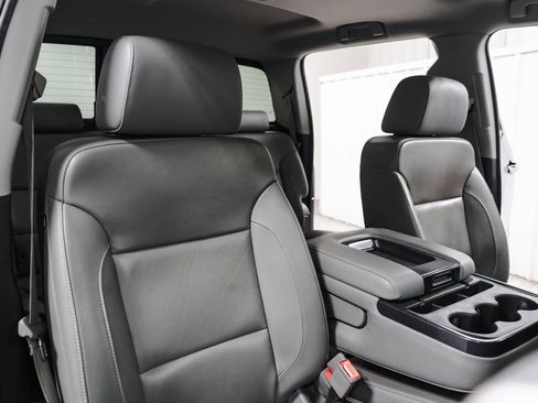 Used 2016 GMC Sierra 2500 SLT w/ Suspension Package, Off-Road image 37