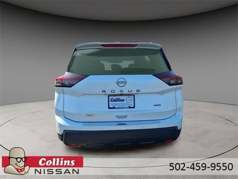 New 2026 Nissan Rogue SV image 7