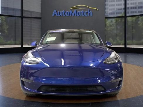 Used 2021 Tesla Model Y Long Range image 2