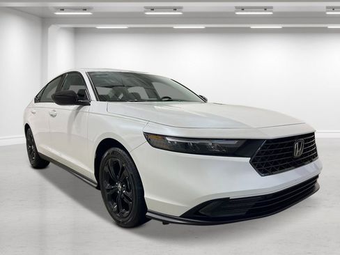 New 2025 Honda Accord SE image 10