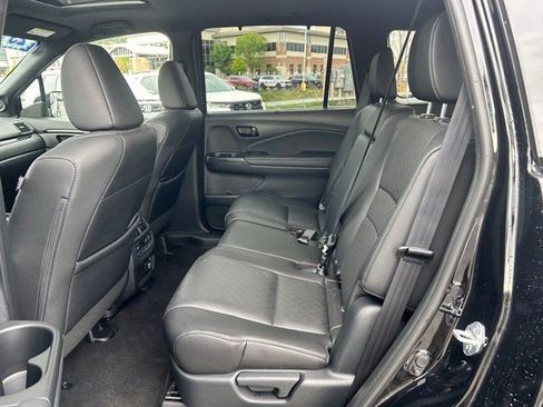 Used 2023 Honda Passport Elite image 8