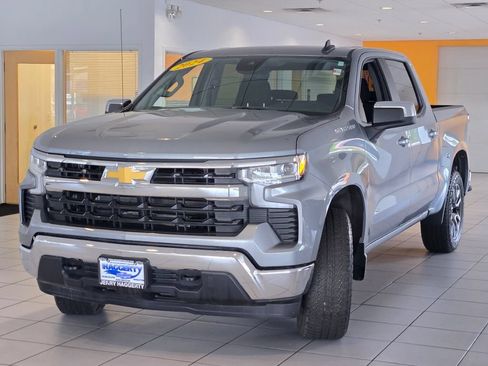 Used 2024 Chevrolet Silverado 1500 LT AWD/4WD image 4