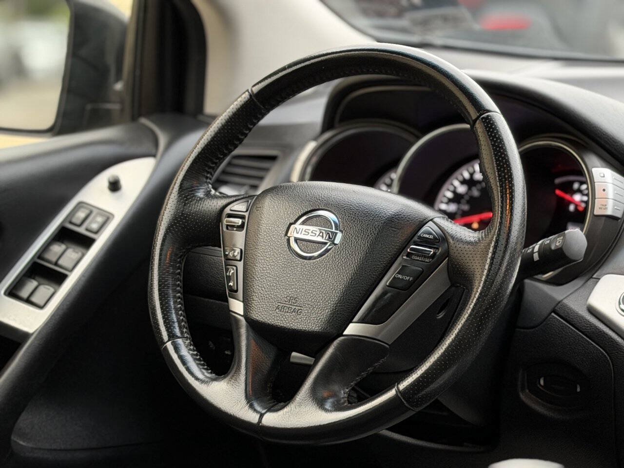 Used 2014 Nissan Murano SL AWD/4WD image 18