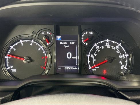 Certified 2022 Toyota 4Runner SR5 Premium w/ Moonroof Package image 21