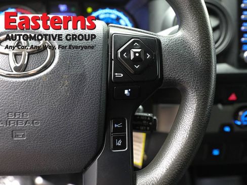 Used 2020 Toyota Tacoma SR RWD image 16