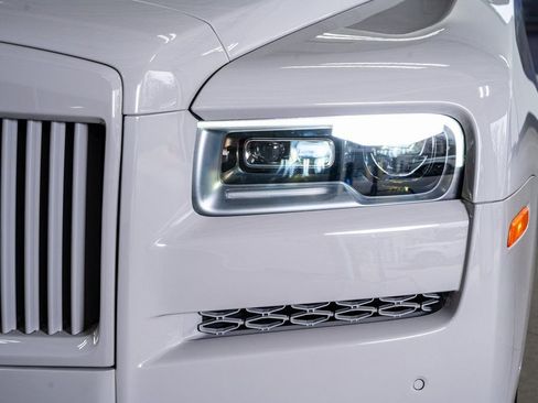 Used 2022 Rolls-Royce Cullinan image 14