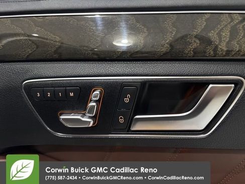 Used 2016 Mercedes-Benz E 400 4MATIC Sedan image 34