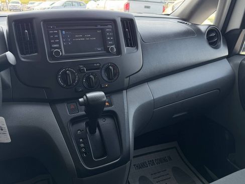 Used 2019 Nissan NV200 SV w/ Navigation Package FWD image 19