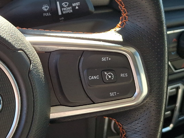 Used 2023 Jeep Gladiator Mojave w/ Cold Weather Group AWD/4WD image 8