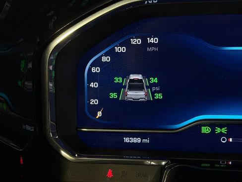 Used 2024 Chevrolet Silverado 1500 RST image 16